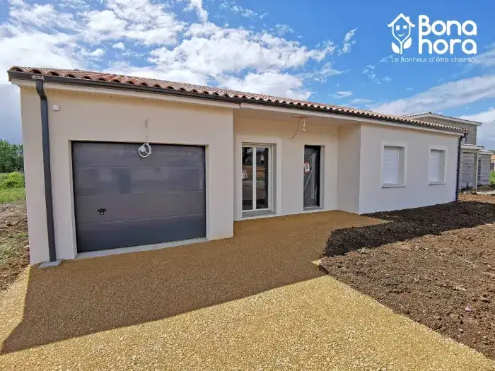 Construction d'une maison familiale proche de Poitiers par Bonahora Construction